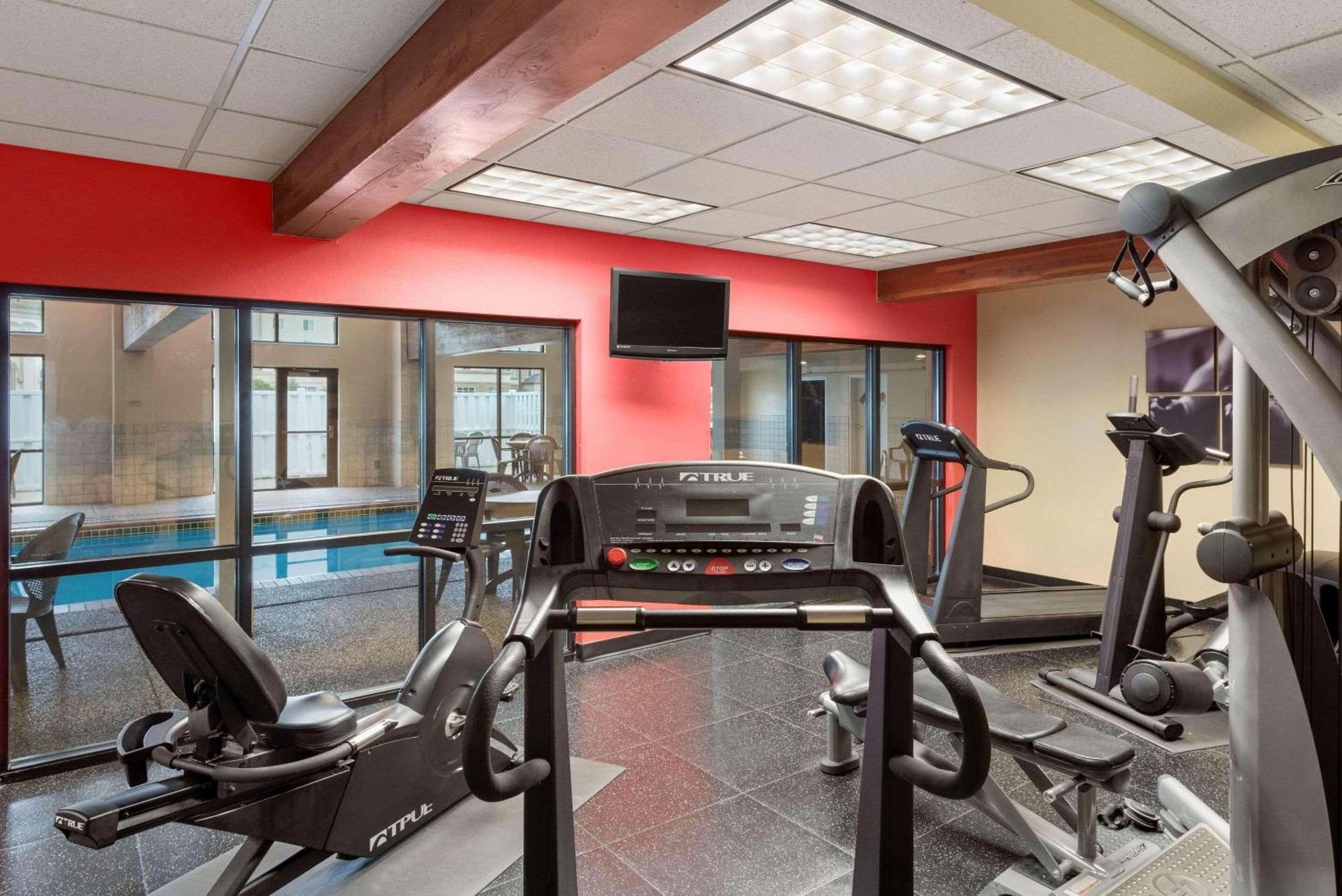 Country Inn & Suites By Radisson, Council Bluffs, Ia ภายนอก รูปภาพ