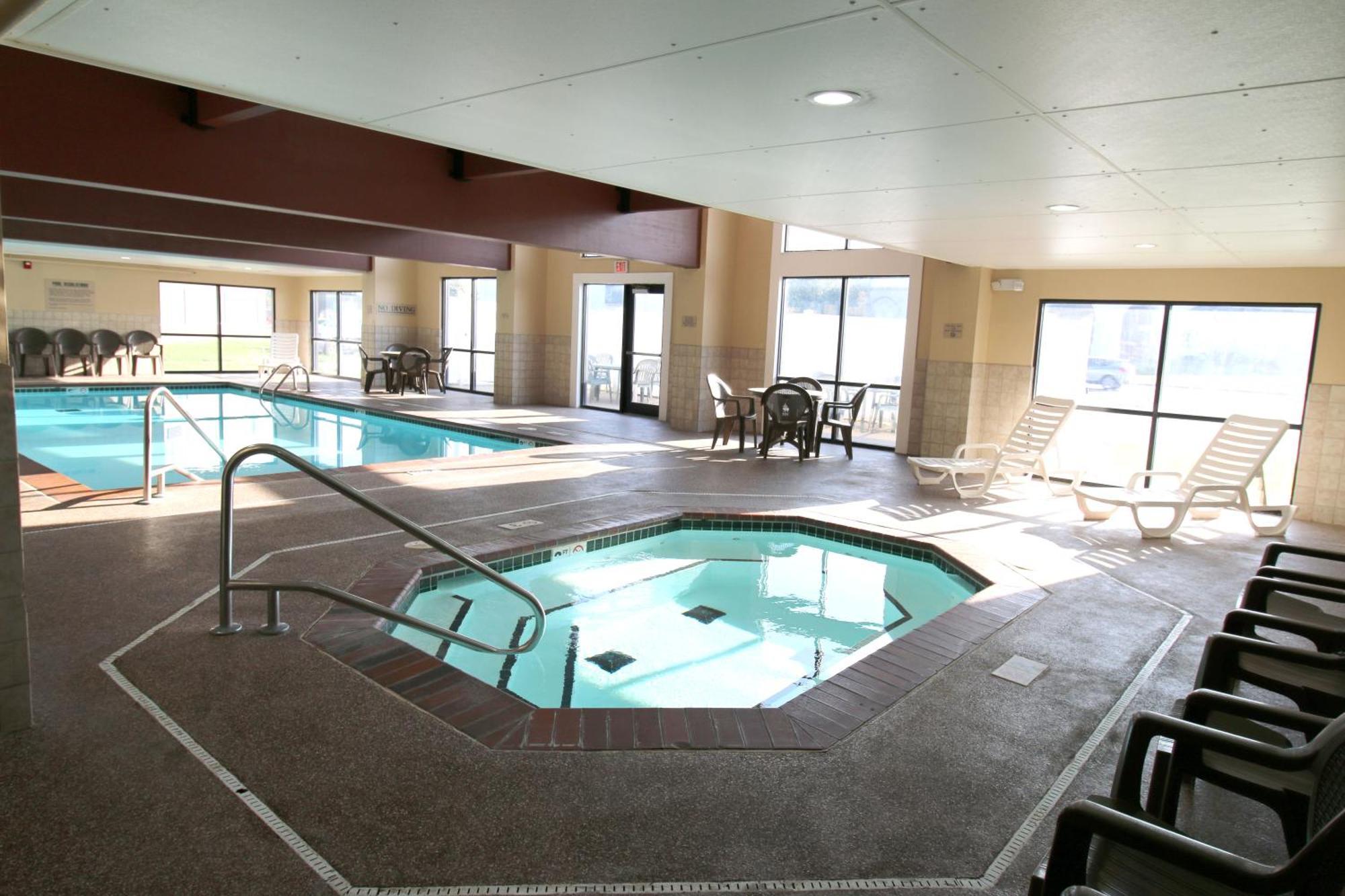 Country Inn & Suites By Radisson, Council Bluffs, Ia ภายนอก รูปภาพ